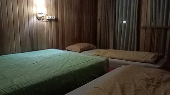 ADK Papandayan Homestay & Tour