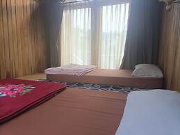 ADK Papandayan Homestay & Tour