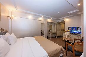 Al Madina Hotel