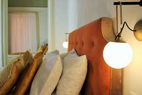 Scene Suites Apartments