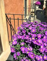 Scene Suites Apartments