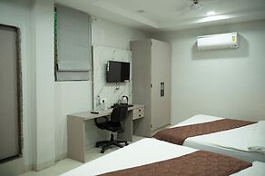 Hotel Manal pithampur