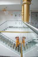Adamas House Hotel