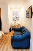 Adamas House Hotel