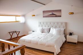 Adamas House Hotel
