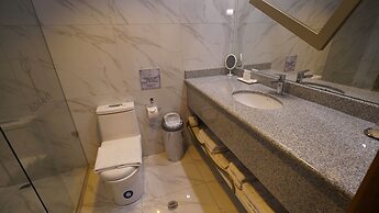 Adamas House Hotel