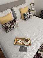 Adamas House Hotel