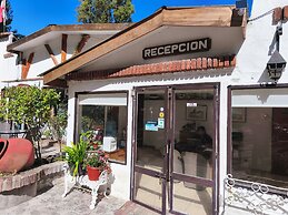 Hotel Jardín del Lago