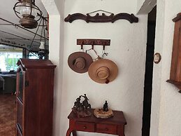 Hotel Jardín del Lago