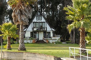 Hotel Jardín del Lago