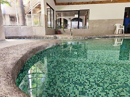 Hotel Jardín del Lago