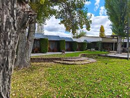 Hotel Jardín del Lago