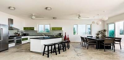 Villa Tequila Sunrise