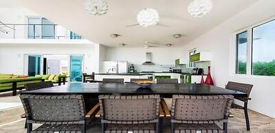 Villa Tequila Sunrise