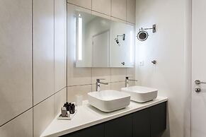 UPSTREET Charming & Comfy 2BD Apt-Acropolis