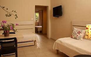 Shaar Hagolan Kibbutz Country Lodging