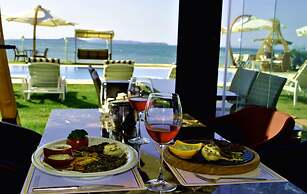 The Klazomenai Marine Hotel