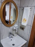 The Klazomenai Marine Hotel