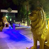 The Klazomenai Marine Hotel