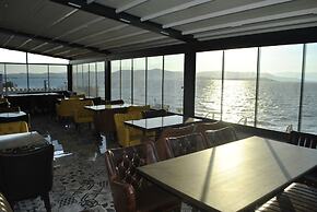 The Klazomenai Marine Hotel