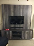 Caribbean Estates Villa & Apt