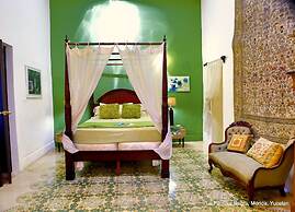 La Pantera Negra Gallery and B&B