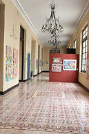 La Pantera Negra Gallery and B&B