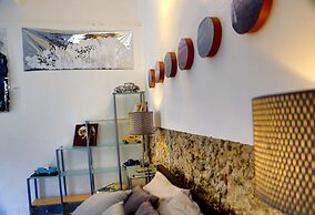 La Pantera Negra Gallery and B&B