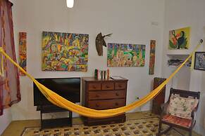 La Pantera Negra Gallery and B&B