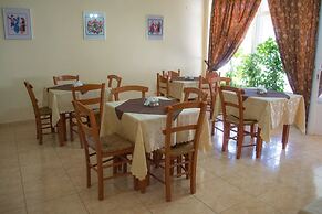 Dorana Trekking Hotel