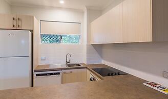 Coral Coast Apartments Palm Cove AVC