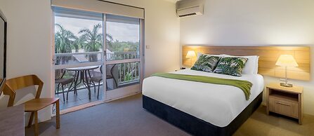 Coral Coast Apartments Palm Cove AVC