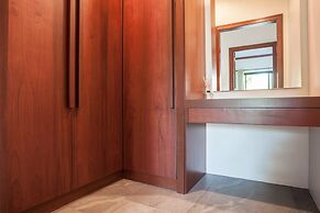 Baan Pinya Executive Bungalow