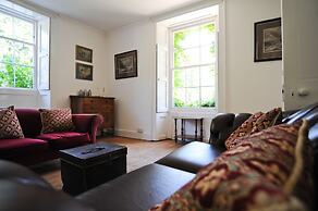 The Manor House Moreton