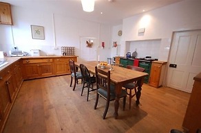 The Manor House Moreton