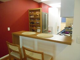 Gohouse - Atlantica 702 B