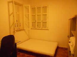 Gohouse - Atlantica 702 B