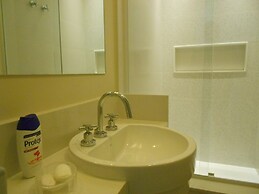 Gohouse - Atlantica 702 B