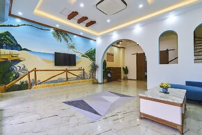 La Lumiere Harbor House