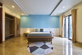 La Lumiere Harbor House