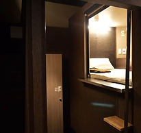 Bizcourt Cabin Susukino - Caters to Men