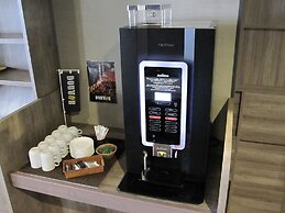 Bizcourt Cabin Susukino - Caters to Men