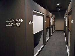 Bizcourt Cabin Susukino - Caters to Men