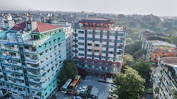 H Plus Hotel Yangon