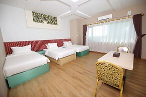 H Plus Hotel Yangon