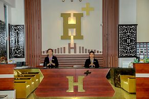 H Plus Hotel Yangon