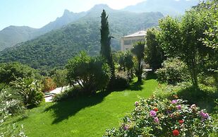 Hotel Mare E Monti