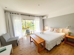 La Bonita Suites Punta Colorada