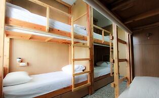 Mayhow Donghe - Hostel