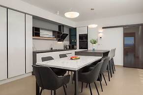 Villa Four Brothers Middle Floor